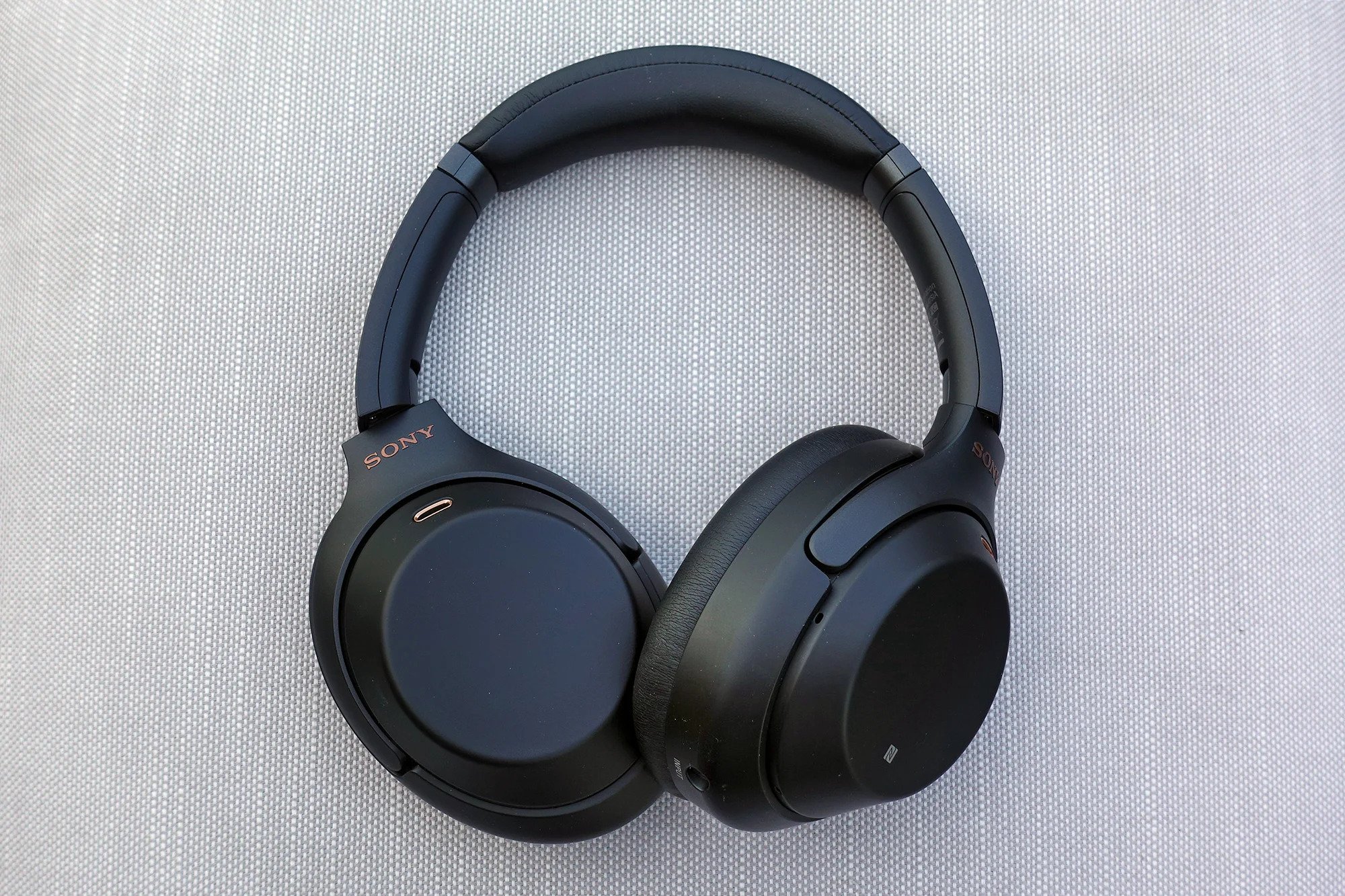 Sony wh-1000xm3 headphones