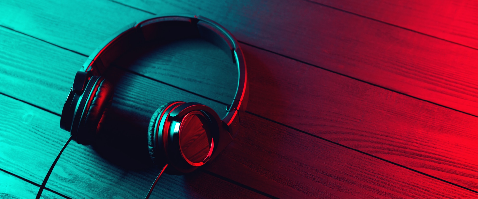 Noise Cancelling Headphones For Tinnitus - Tune Out The Ringing